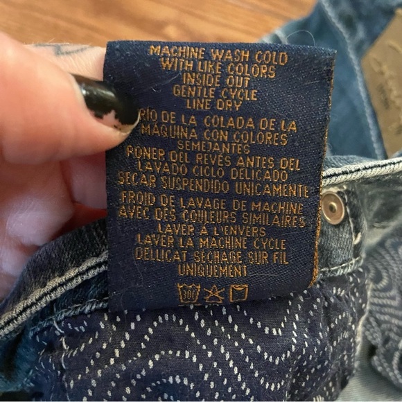 🛍️3/$30 7FAM (7 For All Mankind) women’s flared  jeans in size 8 - Picture 8 of 16